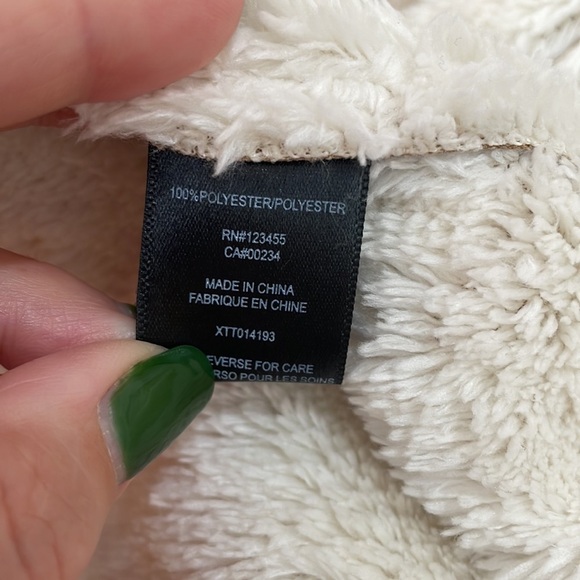 Design Labs || Lord & Taylor Faux Suede & Faux Sherpa Lining Vest; Size XS - Picture 12 of 15